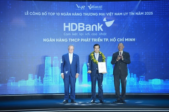 HDBank giữ vị trí thứ 3 trong Top ngân hàng niêm yết uy tín và hiệu quả nhất Việt Nam
