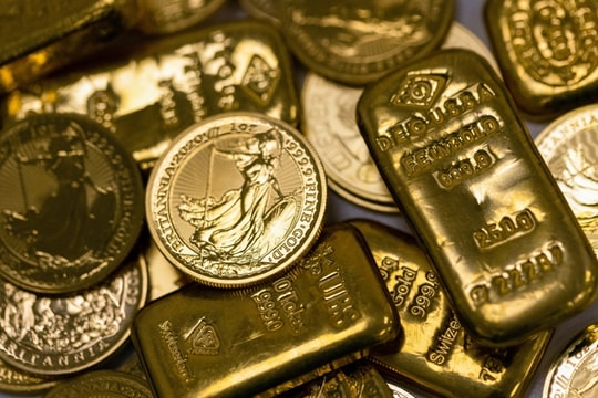 Giá vàng giằng co, SPDR Gold Trust bán ròng mạnh sau chuỗi phiên mua vào