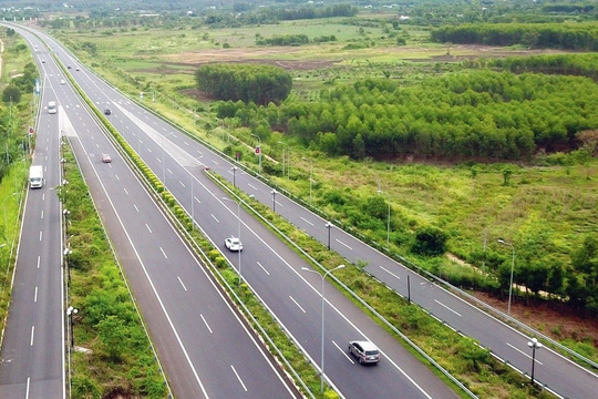 Đảm bảo khai thác toàn tuyến cao tốc Biên Hòa - Vũng Tàu vào tháng 12/2025 Đảm bảo khai thác toàn tuyến cao tốc Biên Hòa - Vũng Tàu vào tháng 12/2025