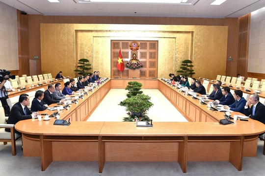 Việt Nam sẵn sàng hỗ trợ Lào trong cải cách doanh nghiệp nhà nước