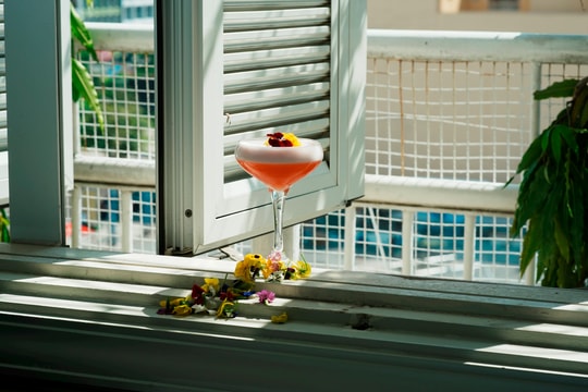 Rex Hotel Saigon ra mắt cocktail Birthday Bliss