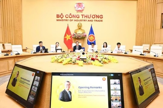 Hơn 12 tỷ USD từ ADB và WB thúc đẩy Lưới điện ASEAN và năng lượng tái tạo Hơn 12 tỷ USD từ ADB và WB thúc đẩy Lưới điện ASEAN và năng lượng tái tạo