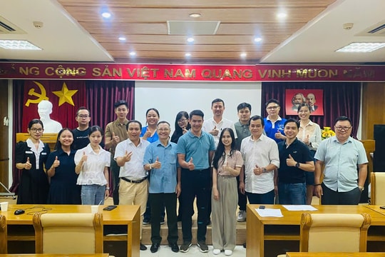 Bồi dưỡng nghiệp vụ báo chí trên mạng xã hội: Giải pháp thích ứng trong bối cảnh sáp nhập Bồi dưỡng nghiệp vụ báo chí trên mạng xã hội: Giải pháp thích ứng trong bối cảnh sáp nhập