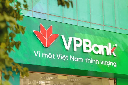 Hai con gái Phó chủ tịch VPBank đăng ký mua 40 triệu cổ phiếu VPB Hai con gái Phó chủ tịch VPBank đăng ký mua 40 triệu cổ phiếu VPB