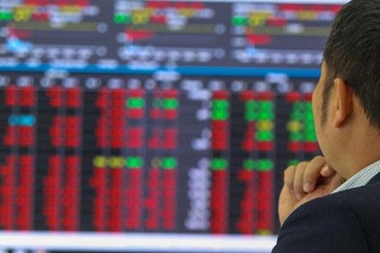 Thị trường chứng khoán giảm mạnh, VN-Index mất gần 42 điểm