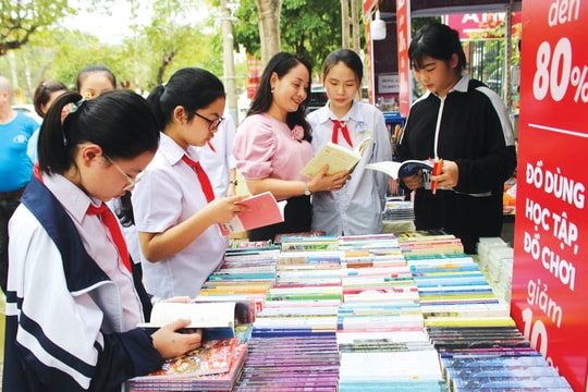 Văn hóa đọc: Từ hạt mầm tri thức đến sức mạnh cạnh tranh Văn hóa đọc: Từ hạt mầm tri thức đến sức mạnh cạnh tranh