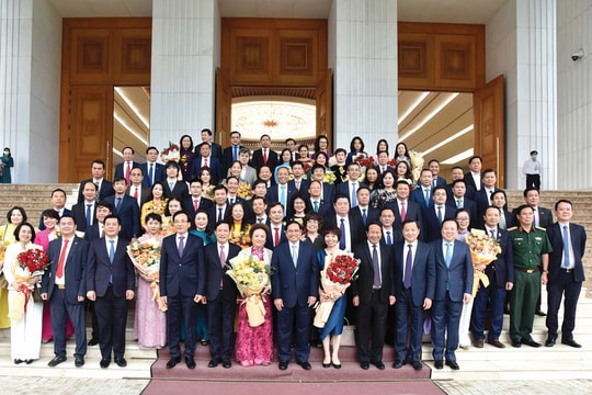 Bản lĩnh doanh nhân Việt trong kỷ nguyên hội nhập toàn cầu Bản lĩnh doanh nhân Việt trong kỷ nguyên hội nhập toàn cầu
