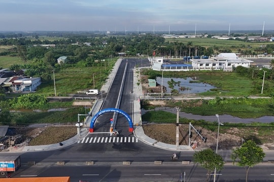 TP.HCM khai trương bến xe buýt Hóc Môn hơn 10.000 m², phục vụ cửa ngõ Tây Bắc TP.HCM khai trương bến xe buýt Hóc Môn hơn 10.000 m², phục vụ cửa ngõ Tây Bắc