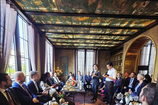 Trà Việt - Biểu tượng của khát vọng hòa bình, hợp tác và thịnh vượng