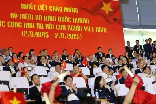 Nhiều quốc gia gửi điện, thư chúc mừng kỷ niệm 80 năm Quốc khánh Việt Nam Nhiều quốc gia gửi điện, thư chúc mừng kỷ niệm 80 năm Quốc khánh Việt Nam