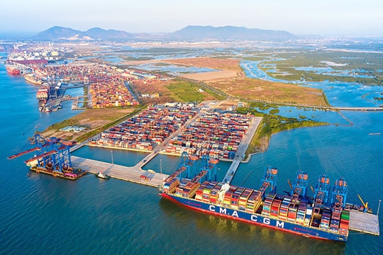 Ba cảng biển Việt Nam vào Top 50 cảng container lớn nhất thế giới Ba cảng biển Việt Nam vào Top 50 cảng container lớn nhất thế giới