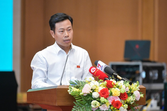 GS-TS. Lê Quân được bổ nhiệm giữ chức Thứ trưởng Bộ Giáo dục và Đào tạo GS-TS. Lê Quân được bổ nhiệm giữ chức Thứ trưởng Bộ Giáo dục và Đào tạo