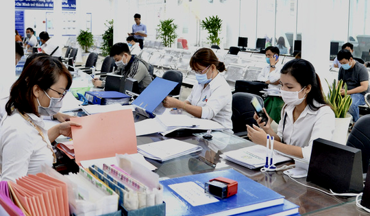 Bộ Nội vụ xây dựng cơ chế lương mới cho cán bộ, công chức sau sắp xếp