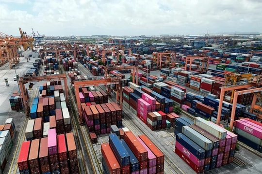 Logistics xanh - Chiến lược phát triển bền vững cho doanh nghiệp Logistics xanh - Chiến lược phát triển bền vững cho doanh nghiệp