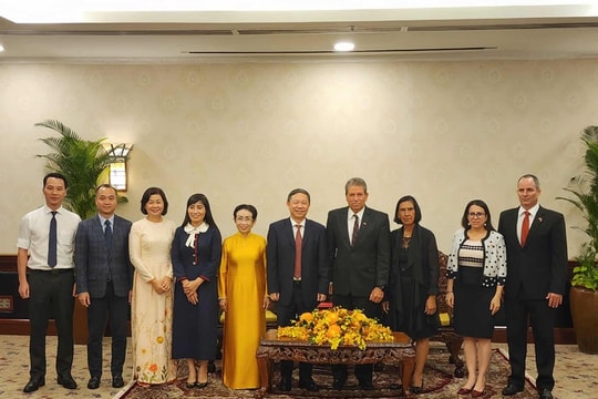 TP.HCM là điểm sáng trong tình đoàn kết hữu nghị Việt Nam - Cuba TP.HCM là điểm sáng trong tình đoàn kết hữu nghị Việt Nam - Cuba