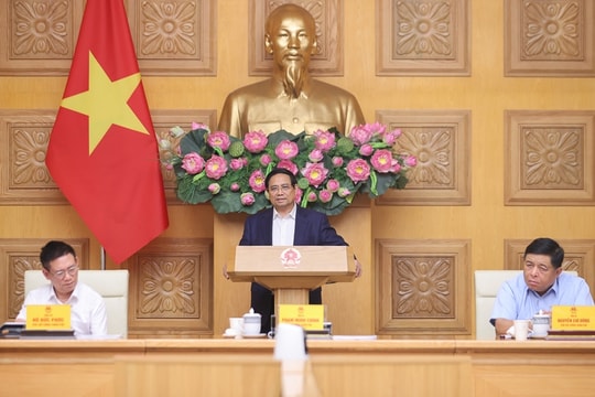 Thủ tướng Phạm Minh Chính làm việc với Hội đồng Tư vấn chính sách Thủ tướng Phạm Minh Chính làm việc với Hội đồng Tư vấn chính sách