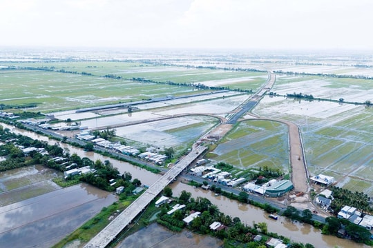 Nỗ lực rút ngắn tiến độ cao tốc Châu Đốc - Cần Thơ - Sóc Trăng Nỗ lực rút ngắn tiến độ cao tốc Châu Đốc - Cần Thơ - Sóc Trăng