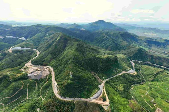 Điều chỉnh hướng tuyến cao tốc Quy Nhơn - Pleiku qua đèo An Khê Điều chỉnh hướng tuyến cao tốc Quy Nhơn - Pleiku qua đèo An Khê