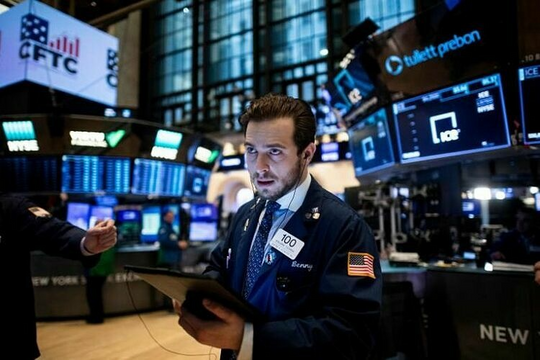S&P 500 lập đỉnh mới, giới đầu tư chờ tín hiệu từ dữ liệu lạm phát Mỹ S&P 500 lập đỉnh mới, giới đầu tư chờ tín hiệu từ dữ liệu lạm phát Mỹ