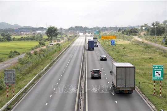 Cao tốc Vĩnh Hảo - Phan Thiết: Vướng mắc mặt bằng và giải ngân vốn
