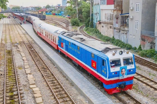 Đường sắt triển khai ưu đãi giảm 10% giá vé cho tân sinh viên