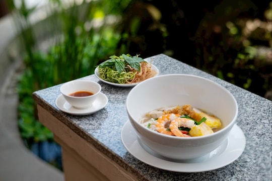 Mang hương vị quê hương đến thực khách trong tô bún nước lèo Sóc Trăng Mang hương vị quê hương đến thực khách trong tô bún nước lèo Sóc Trăng
