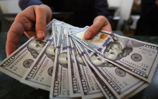 Đồng USD rơi xuống mức thấp kỷ lục do áp lực cắt giảm lãi suất Đồng USD rơi xuống mức thấp kỷ lục do áp lực cắt giảm lãi suất