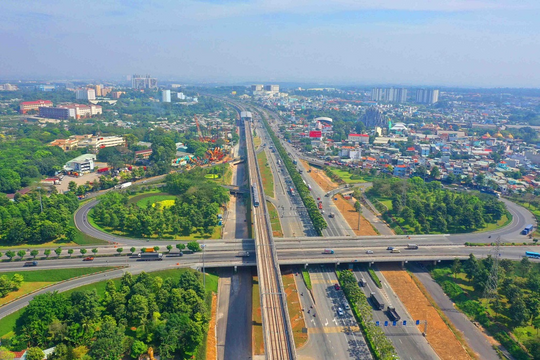 TP.HCM cần đẩy mạnh giải ngân để hoàn thành kế hoạch gần 119.000 tỷ đồng vốn đầu tư công TP.HCM cần đẩy mạnh giải ngân để hoàn thành kế hoạch gần 119.000 tỷ đồng vốn đầu tư công