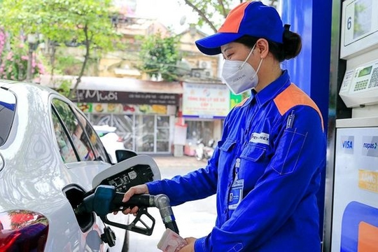 Giá xăng dự báo tăng nhẹ trong kỳ điều hành ngày 18/9 Giá xăng dự báo tăng nhẹ trong kỳ điều hành ngày 18/9