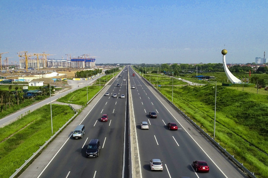 Đề xuất phân làn, điều chỉnh tốc độ trên nhiều tuyến cao tốc Đề xuất phân làn, điều chỉnh tốc độ trên nhiều tuyến cao tốc