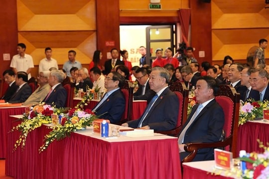 Khai mạc Đại hội đại biểu Đảng bộ MTTQ và các đoàn thể Trung ương lần thứ I