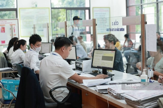 Quy định mới về xếp loại chất lượng tập thể, cá nhân theo thang điểm 100