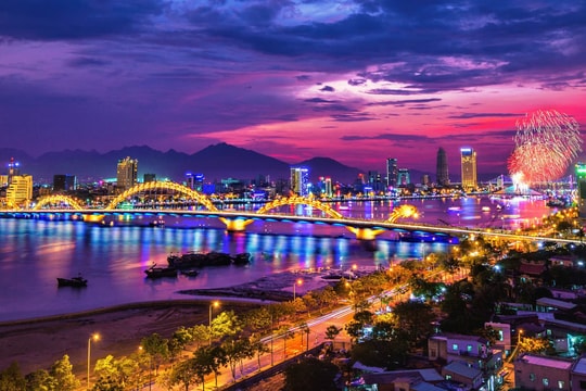 Đà Nẵng đầu tư gần 150 tỷ đồng cho dự án “Dòng sông ánh sáng” Đà Nẵng đầu tư gần 150 tỷ đồng cho dự án “Dòng sông ánh sáng”