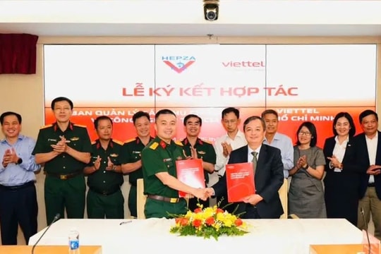 Viettel TP.HCM và HEPZA ký kết hợp tác chiến lược thúc đẩy chuyển đổi số toàn diện Viettel TP.HCM và HEPZA ký kết hợp tác chiến lược thúc đẩy chuyển đổi số toàn diện