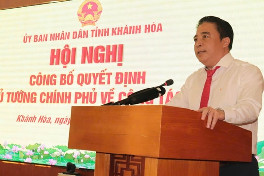 Công bố quyết định của Thủ tướng Chính phủ phê chuẩn Chủ tịch UBND tỉnh Khánh Hòa Công bố quyết định của Thủ tướng Chính phủ phê chuẩn Chủ tịch UBND tỉnh Khánh Hòa