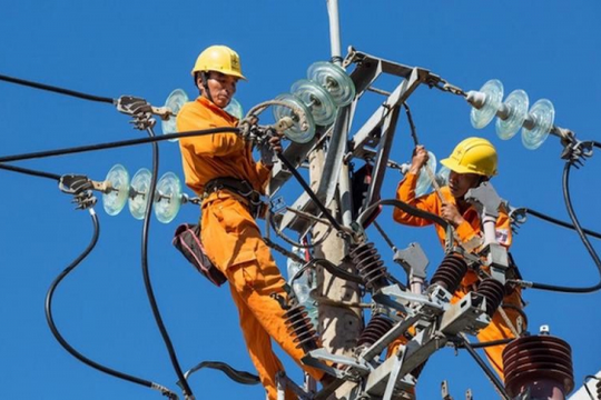 Khách hàng dùng từ 200.000 kWh/tháng sẽ thử nghiệm giá điện hai thành phần Khách hàng dùng từ 200.000 kWh/tháng sẽ thử nghiệm giá điện hai thành phần