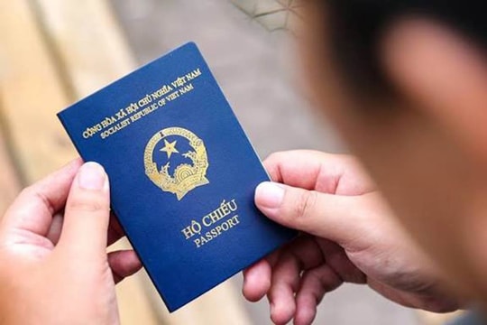 Đề xuất bỏ quy định hoãn xuất cảnh với chủ sở hữu hưởng lợi khi doanh nghiệp nợ thuế Đề xuất bỏ quy định hoãn xuất cảnh với chủ sở hữu hưởng lợi khi doanh nghiệp nợ thuế