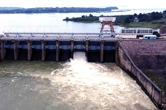Thủy điện Trị An bắt đầu xả lũ từ chiều 30/9