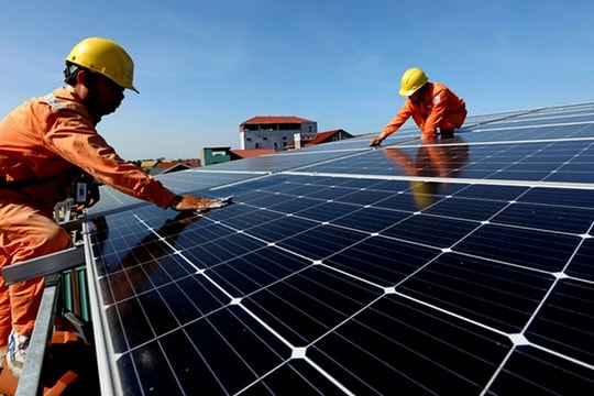 Đề xuất khôi phục ưu đãi, đơn giản hóa quy trình điện mặt trời mái nhà Đề xuất khôi phục ưu đãi, đơn giản hóa quy trình điện mặt trời mái nhà