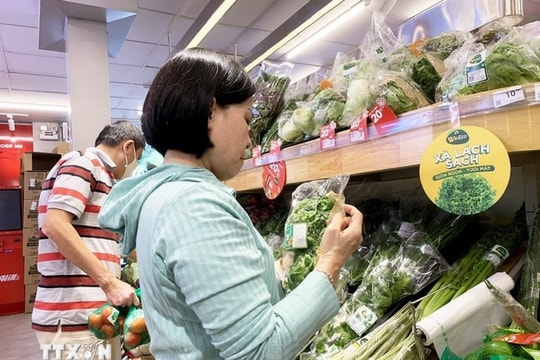 Thủ tướng yêu cầu triển khai đồng bộ giải pháp phát triển thị trường trong nước