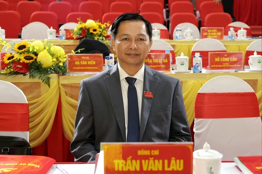 Ông Trần Văn Lâu làm Bí thư Tỉnh ủy Vĩnh Long nhiệm kỳ 2025 - 2030 Ông Trần Văn Lâu làm Bí thư Tỉnh ủy Vĩnh Long nhiệm kỳ 2025 - 2030