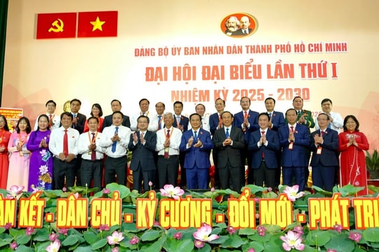 TP.HCM không nhận quà và hoa chúc mừng tại Đại hội đại biểu Đảng bộ thành phố lần thứ I TP.HCM không nhận quà và hoa chúc mừng tại Đại hội đại biểu Đảng bộ thành phố lần thứ I