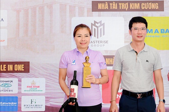 Golfer Nguyễn Vân Anh vô địch bảng nữ - “Trí tuệ”