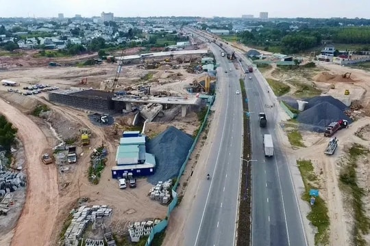 TP.HCM ấn định tiến độ khởi công Vành đai 2, thông xe Vành đai 3 trong năm 2025 TP.HCM ấn định tiến độ khởi công Vành đai 2, thông xe Vành đai 3 trong năm 2025