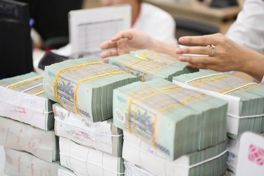 Bộ Nội vụ giữ nguyên phương án tăng lương tối thiểu 7,2% từ ngày 1/1/2026 Bộ Nội vụ giữ nguyên phương án tăng lương tối thiểu 7,2% từ ngày 1/1/2026