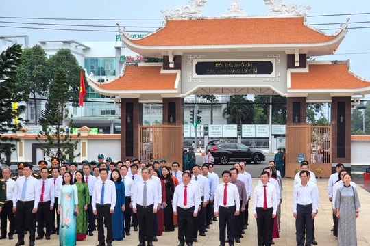 Lãnh đạo Thành ủy TP.HCM dâng hương tưởng niệm tại Nghĩa trang Liệt sĩ Bà Rịa - Vũng Tàu Lãnh đạo Thành ủy TP.HCM dâng hương tưởng niệm tại Nghĩa trang Liệt sĩ Bà Rịa - Vũng Tàu