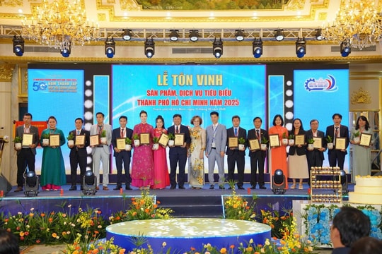 6 doanh nghiệp hội viên HTCAA được vinh danh “Sản phẩm - Dịch vụ tiêu biểu TP.HCM 2025”