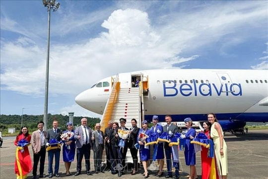Hàng không Belarus mở đường bay thẳng đến Phú Quốc, kỳ vọng thu hút 10.000 du khách mỗi năm Hàng không Belarus mở đường bay thẳng đến Phú Quốc, kỳ vọng thu hút 10.000 du khách mỗi năm