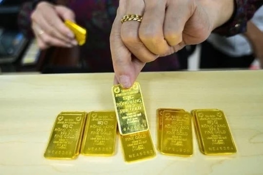 Ngân hàng Nhà nước hướng dẫn cấp hạn mức xuất nhập khẩu vàng, tăng cường minh bạch thị trường Ngân hàng Nhà nước hướng dẫn cấp hạn mức xuất nhập khẩu vàng, tăng cường minh bạch thị trường
