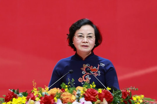 Bộ trưởng Bộ Nội vụ: Xây dựng khung năng lực chuẩn là nền tảng hình thành đội ngũ cán bộ chiến lược chất lượng cao Bộ trưởng Bộ Nội vụ: Xây dựng khung năng lực chuẩn là nền tảng hình thành đội ngũ cán bộ chiến lược chất lượng cao